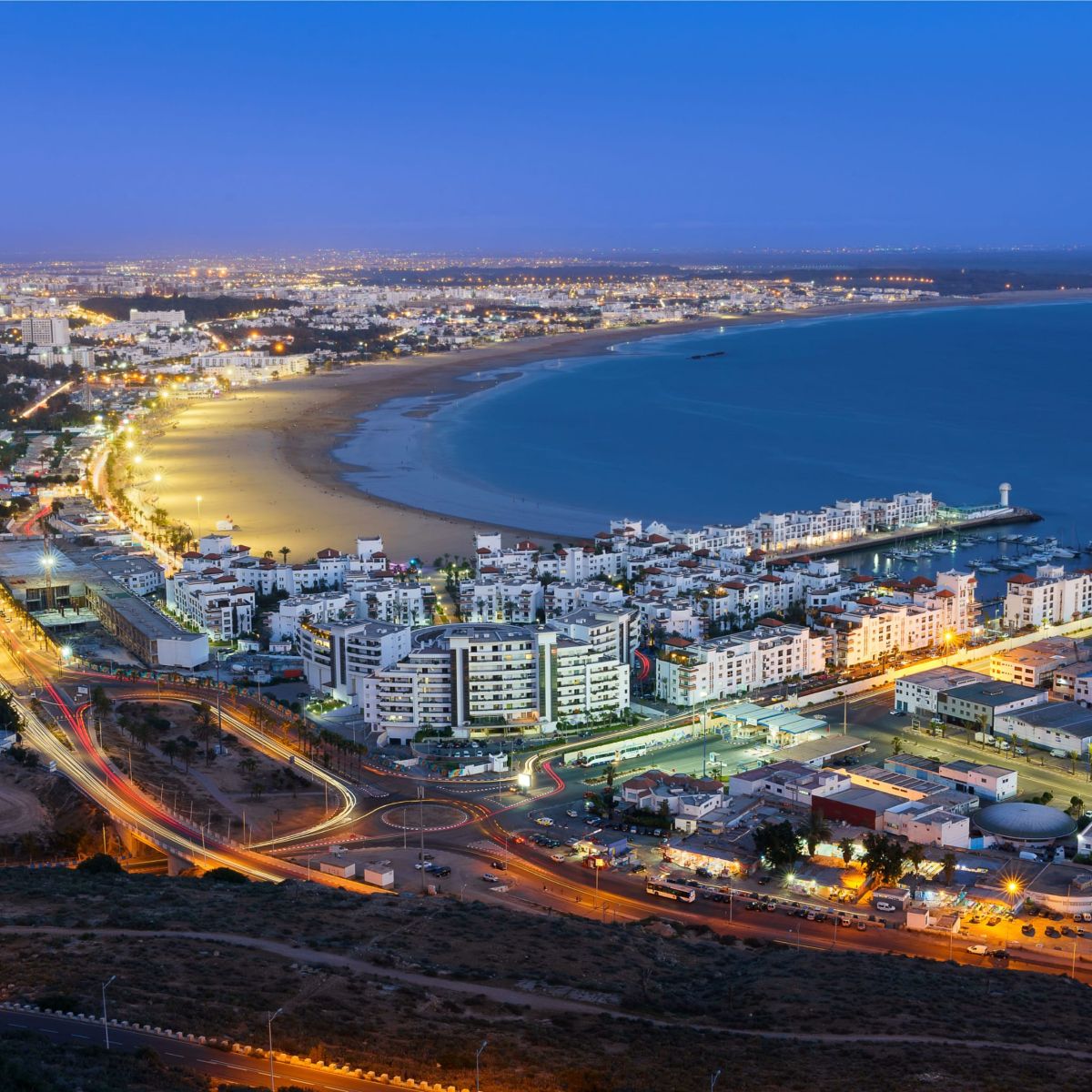 Vue sur la marina et la plage d'agadir Maroc